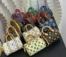 Picture of Louis Vuitton Handbags _SKUfw172492397fw